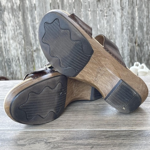 Dansko Sophie Sandals Women 8.5 39 Brown Leather Wedge Buckle Strap Slide Shoes - Picture 9 of 14